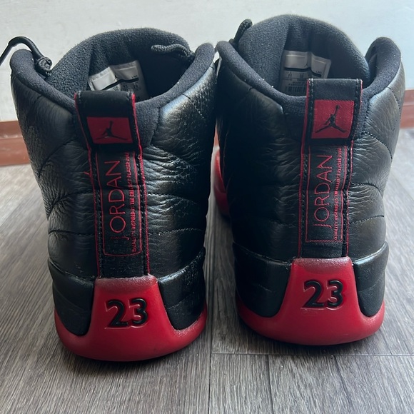 Jordan 12 Retro Flu Game 2015 size 11 good condition - Picture 4 of 9
